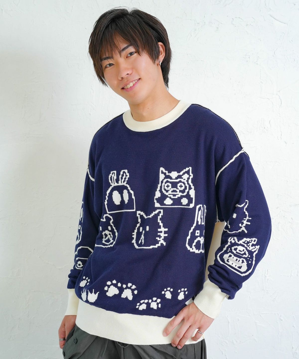 353122 リバーシブルドット絵柄ニットプルオーバー