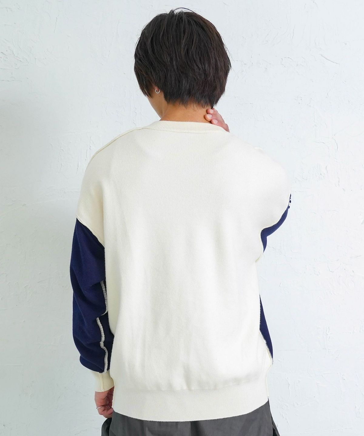 リバーシブルドット絵柄ニットプルオーバー