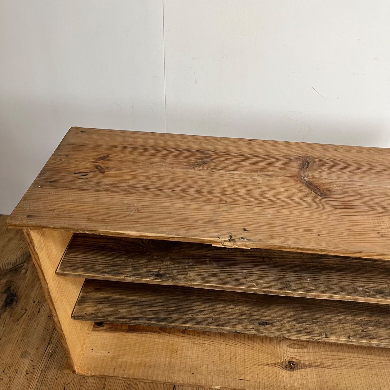 テレビ台 無垢材