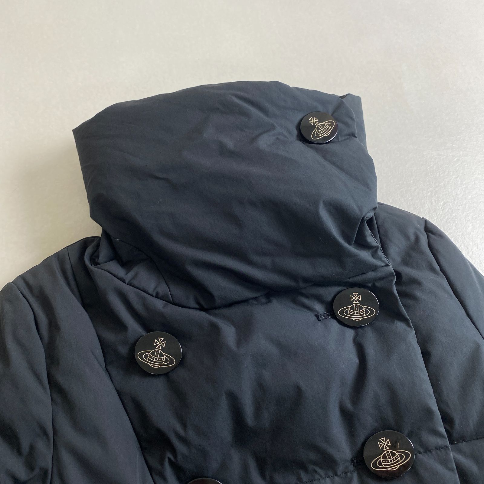 ヴィヴィアンウエストウッドレッドレーベル ダウンコート オーヴボタン