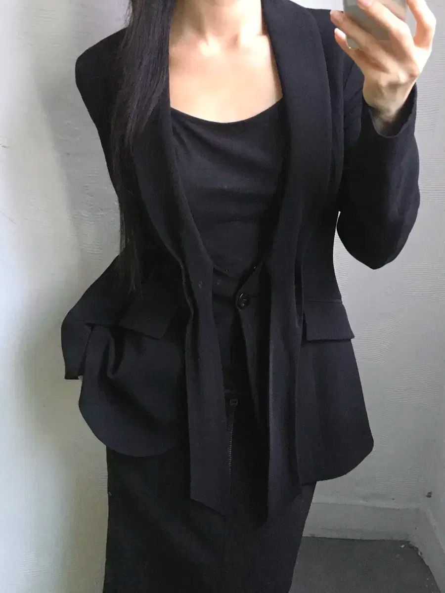 ヴァレンティノ ブラック ビスコース ブレーザー