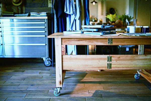  ツールキャビネット 移動式 ワゴン ステンレス 天然木 ラバーウッド ウレタン塗装 作業台 キッチン 整備 工具 工場 W 137×D 49×H 95 88.0 kg 作業台 ワークテーブル 脚立 はしご 足場