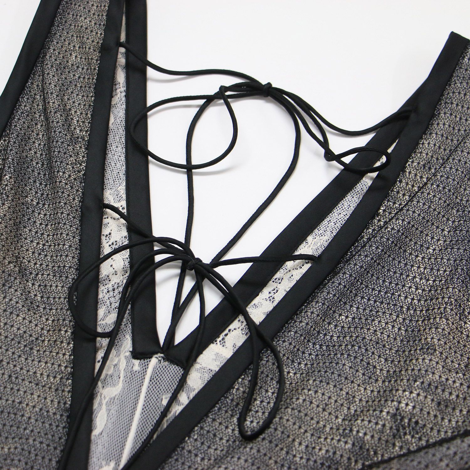 レースレイヤード