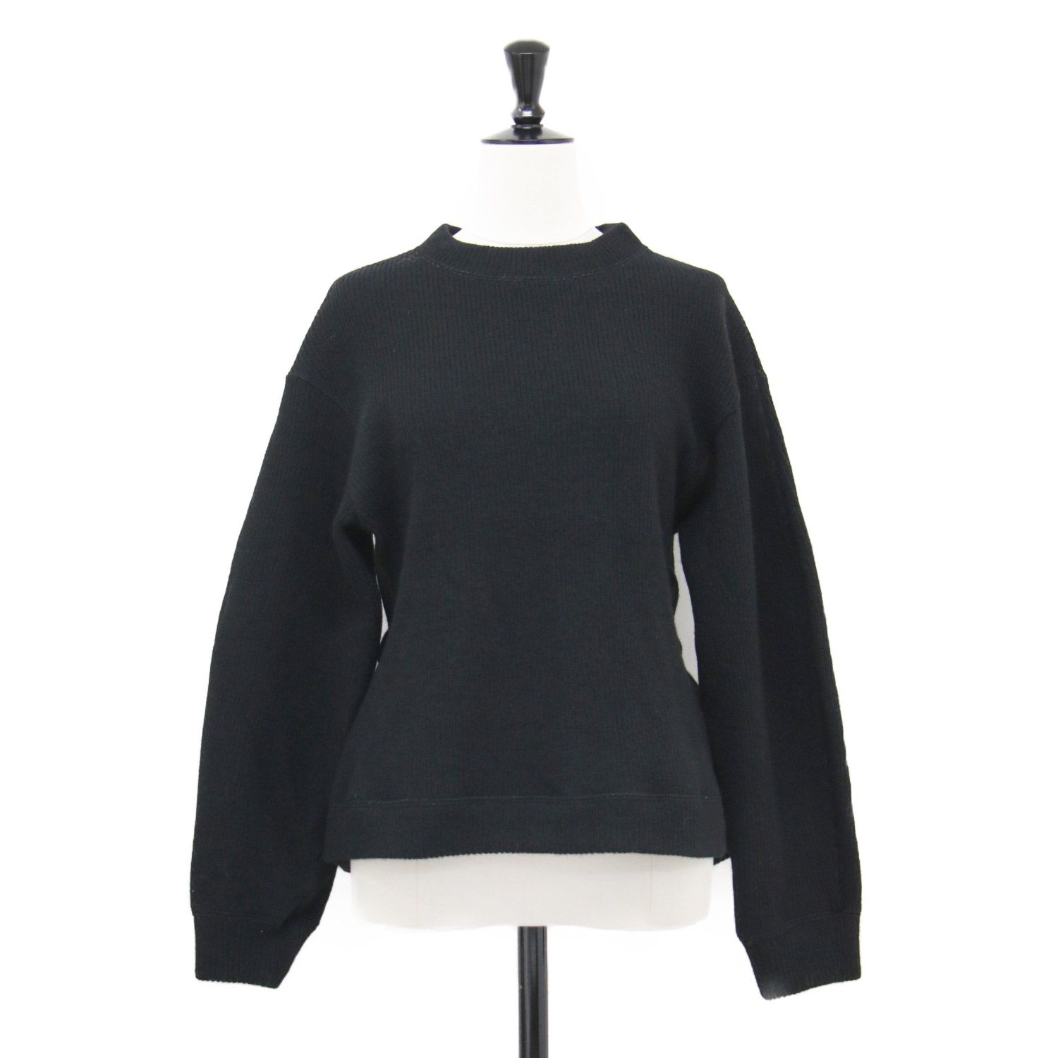 【美品】MIHOKO SAITO ミホコ サイトウ ニット ブラック 黒 サイズ:FREE | 25秋冬 バックフレア プルオーバー / ニット | 長袖 クルーネック フレア ギャザー ペプラム リブ ウール | 日本製【レディース】【】