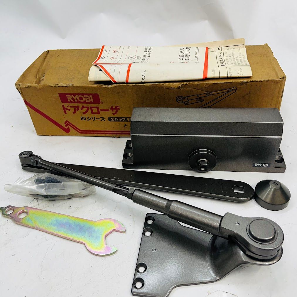 お重箱 5段重 金蒔絵 桜紋 蓋2枚 高脚台付