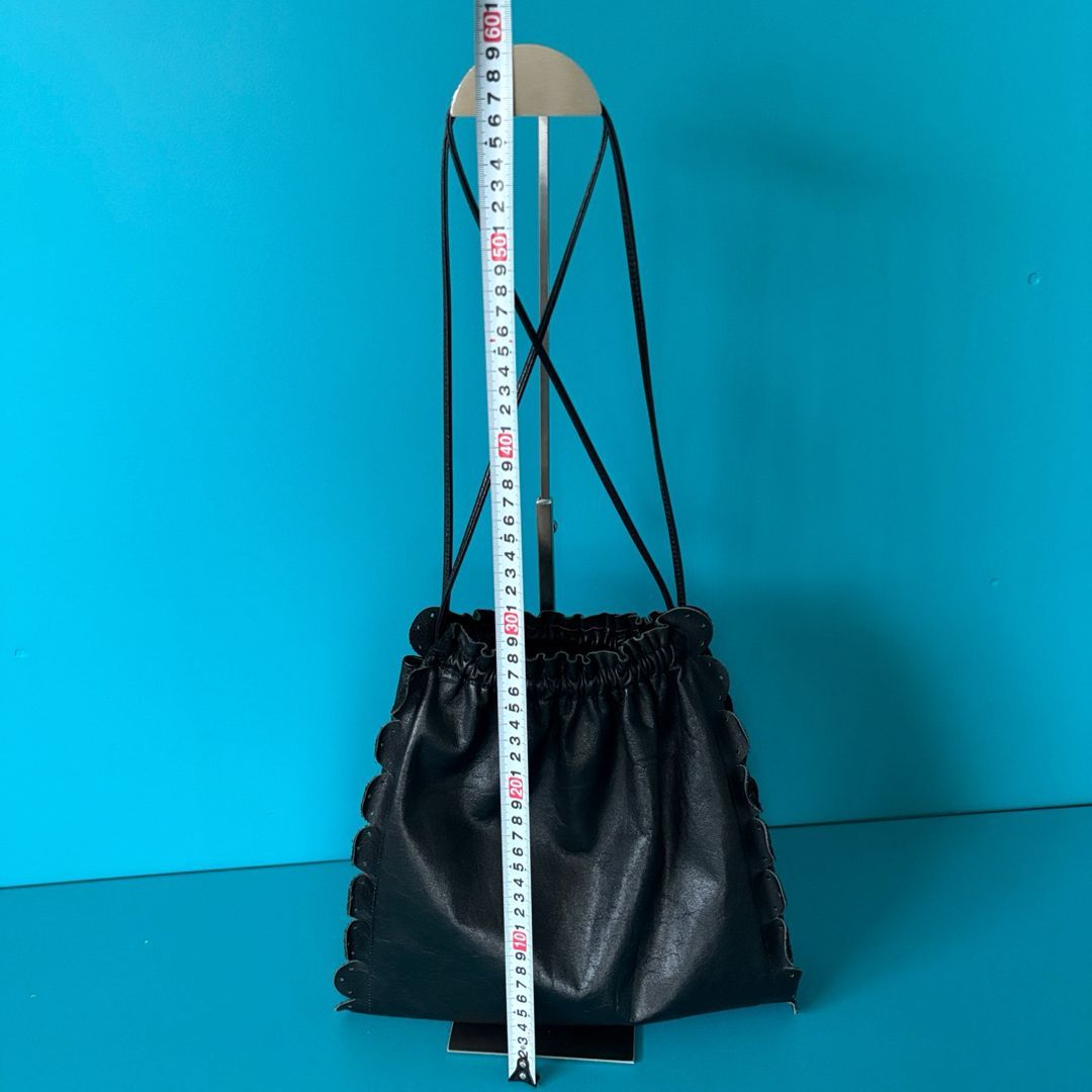 A18 LUDLOW ラドロー 本革 巾着バッグ 黒 スカラップ カウレザー
