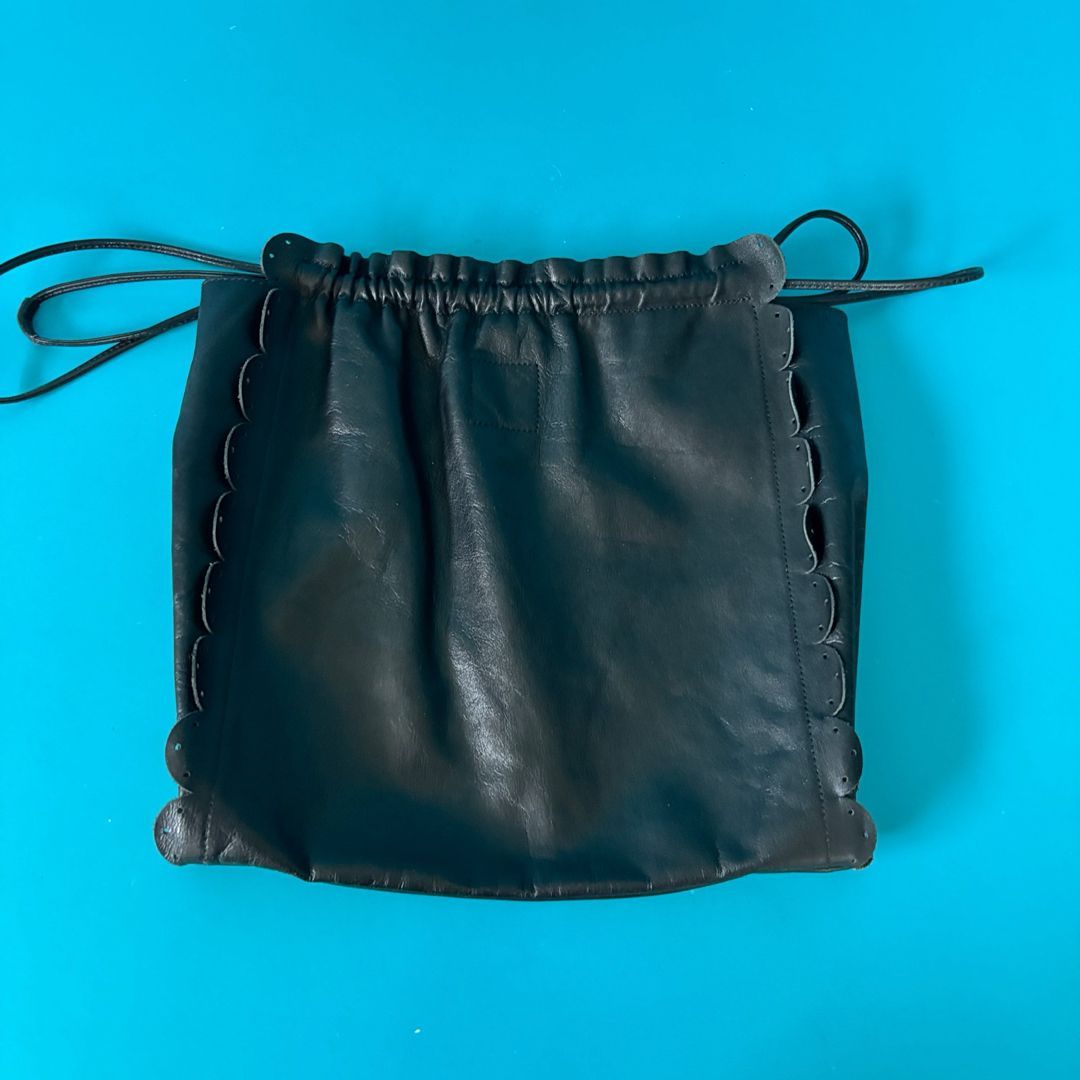 美品 ラドロー LUDLOW スカラップ オールレザー 巾着 ショルダーバッグ LUDLOW - 美品 LUDLOW ラドロー スカラップ オールレザー