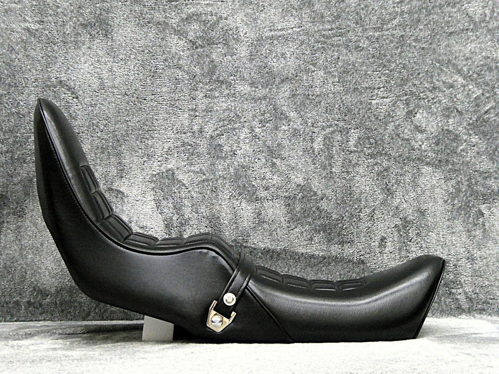 E4黒 チョビ三シート