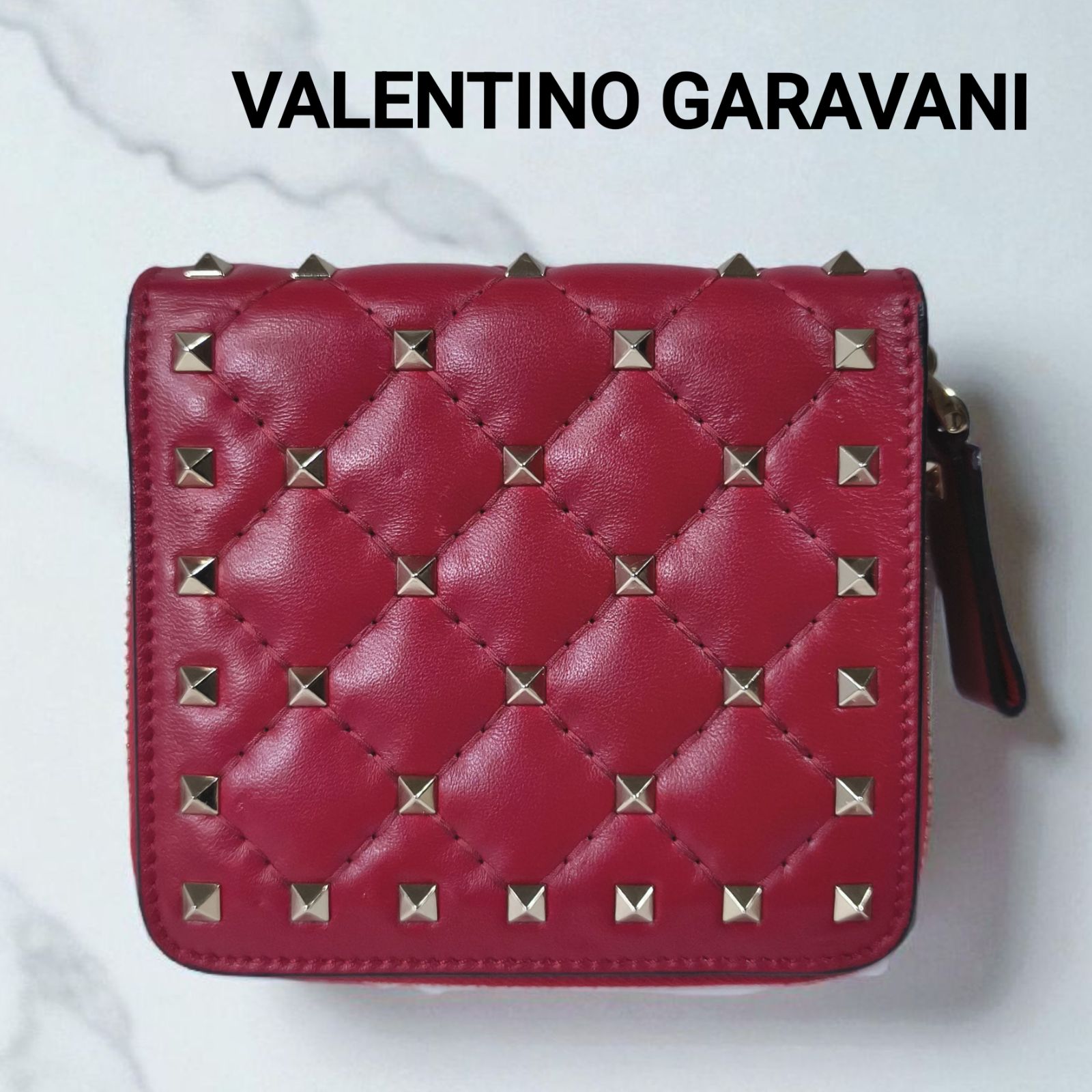 VALENTINO GARAVANI ヴァレンティノガラヴァーニ ロックスタッズ ラウンドファスナー 折り財布