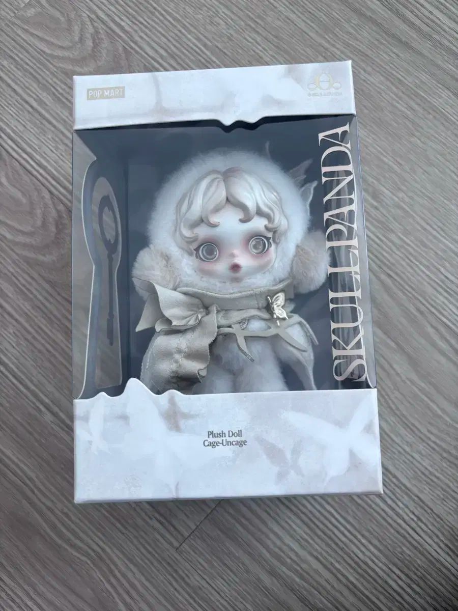 POP MART 上海 モデル Skull Panda スカルパンダ キーホルダー