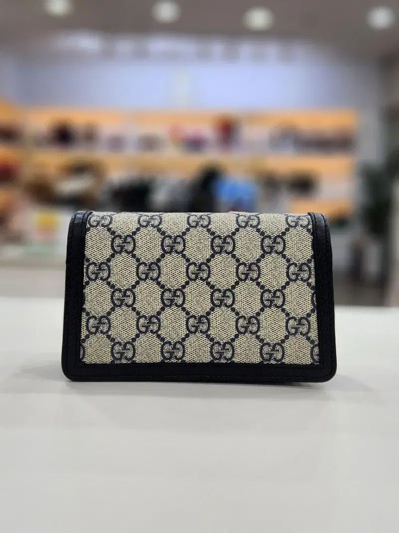 ディオニュソス GG