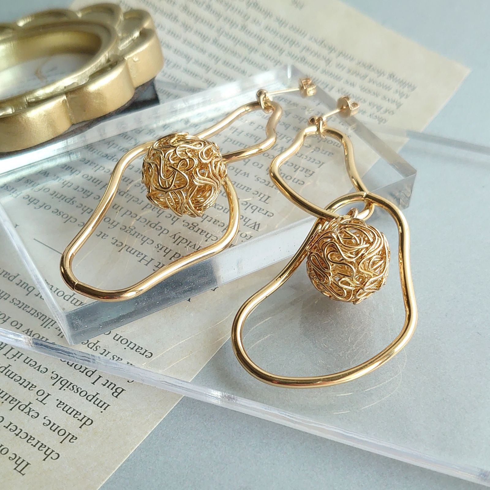 ハンドメイド ピアス イヤリング アクセサリー 大ぶりフープ×メッシュ 