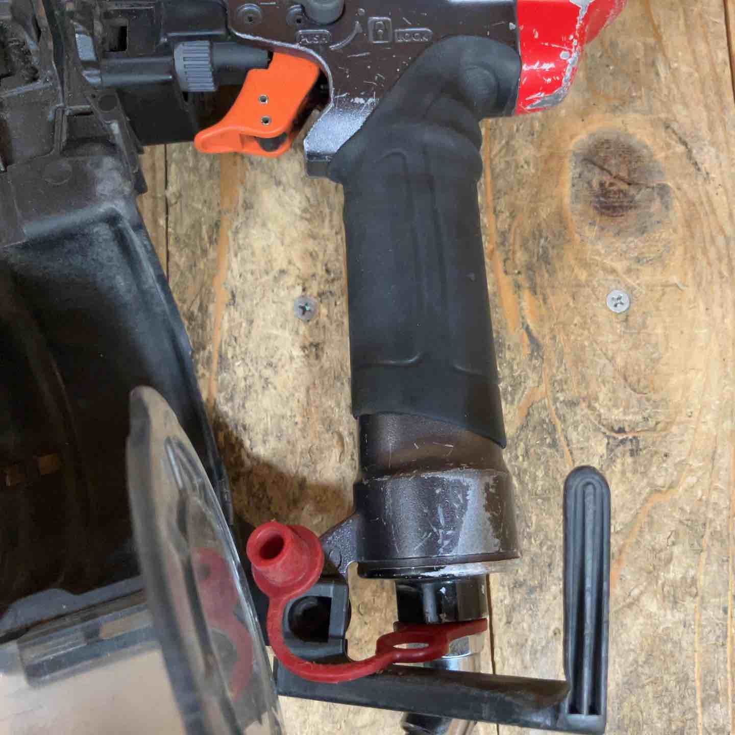 高圧エア釘打ち機 HN-65Z1-G