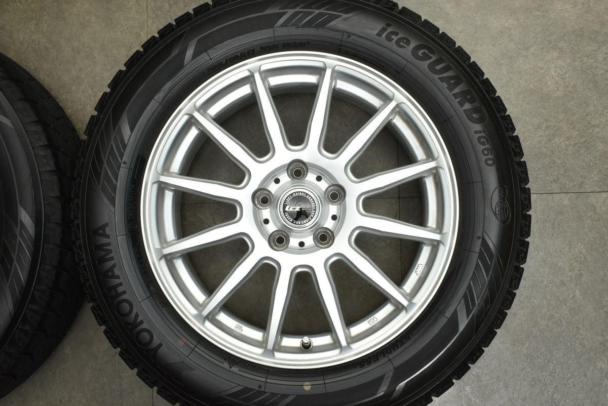 カローラクロス デリカD