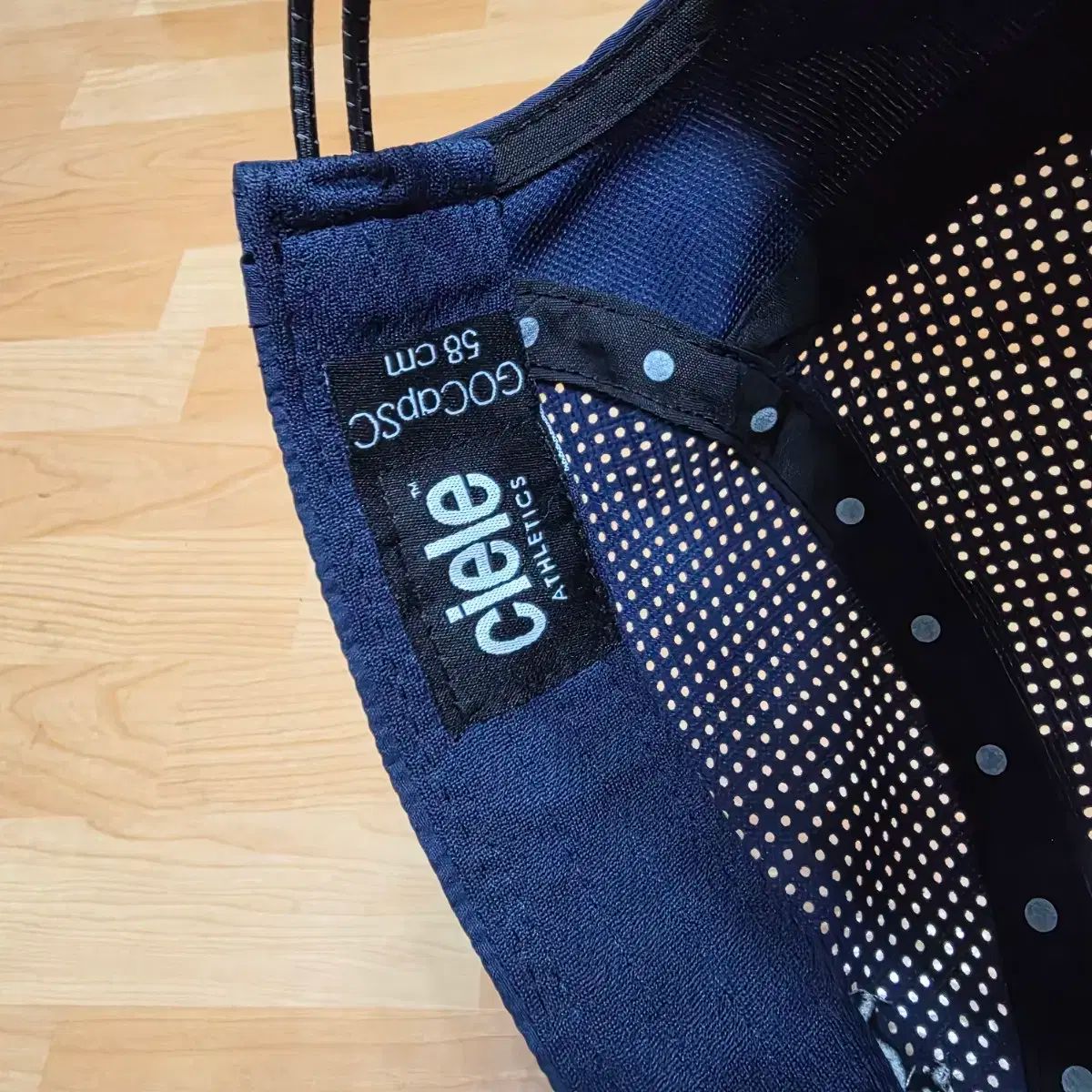 ネイビー ランニング