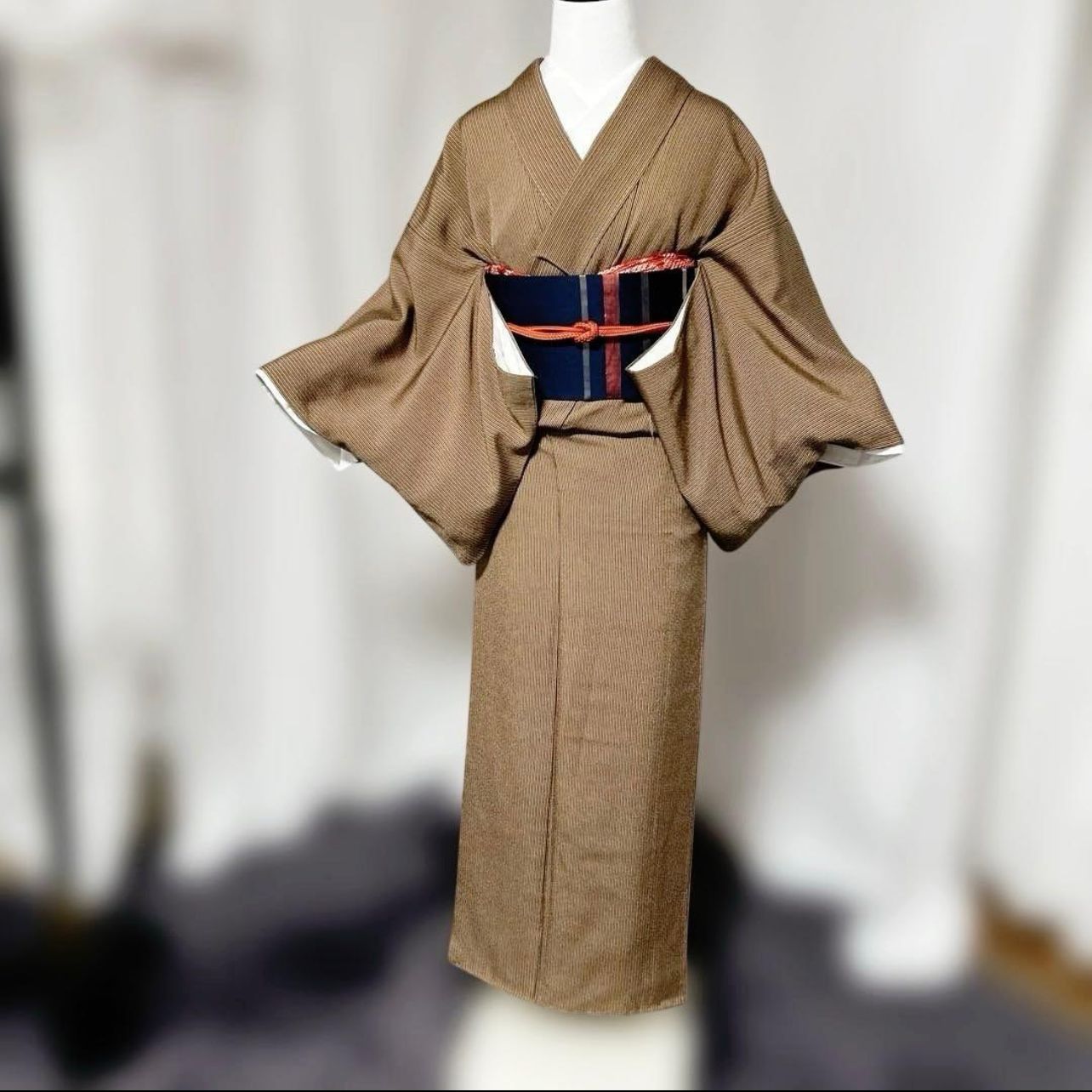 近い 正絹 縮緬 変わり万筋 小紋 フルセット 西陣唐織名古屋帯 Near-un Silk Kawari Mansuji Komon Kimono Set Nishijin Woven Obi Japan