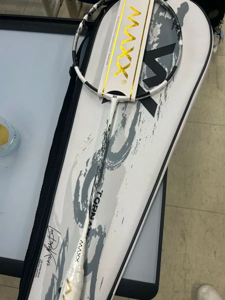 MAXX マックス トルネード バドミントン ラケット 4 U