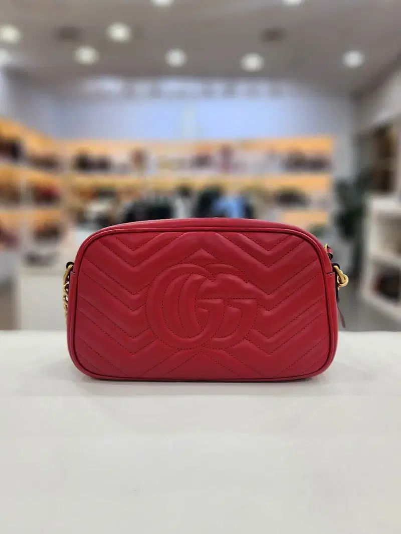 グッチ GG マーモント マトラッセ クロスバック 447632 DECORATOM_COM_BR