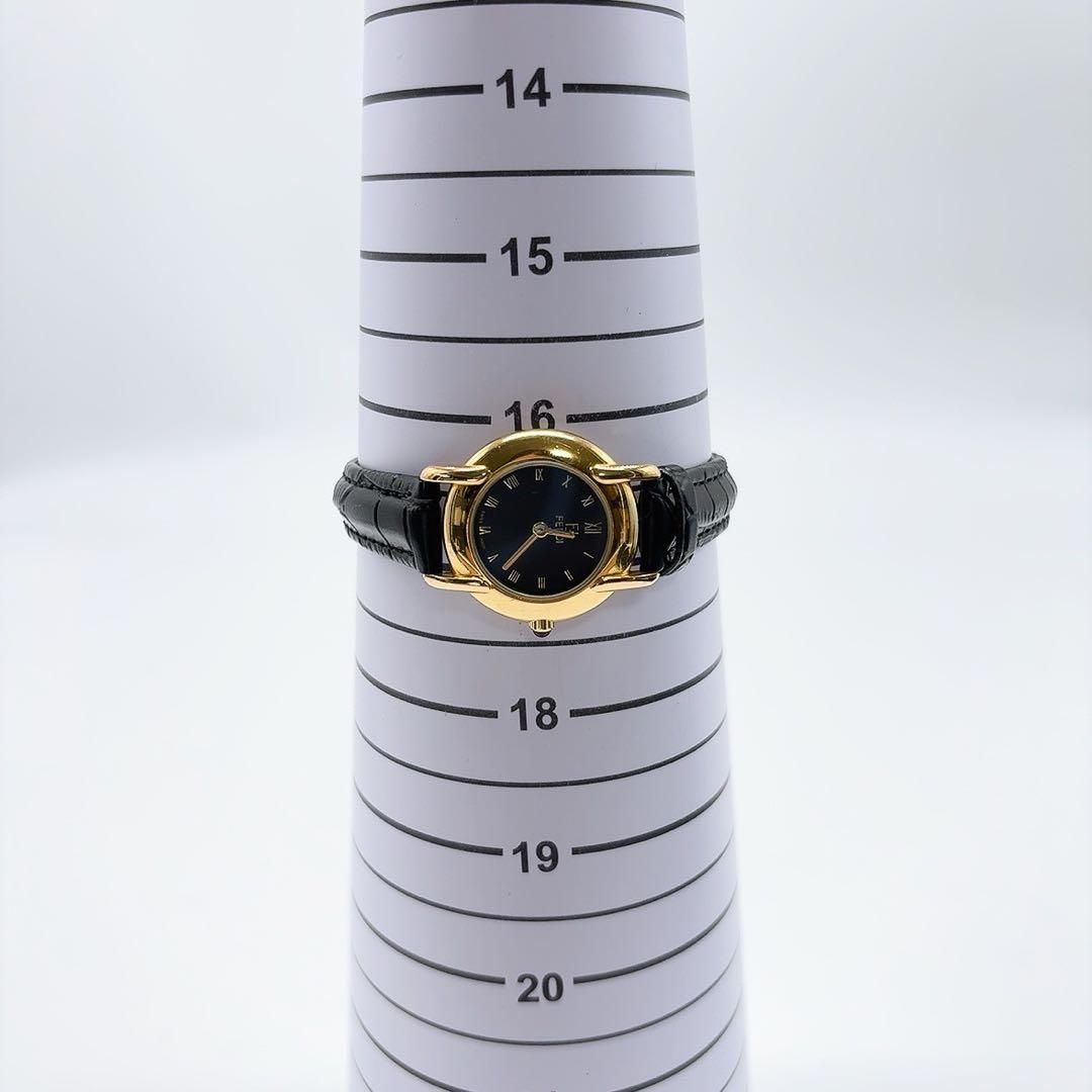 86A 稼働品 購入 FENDI フェンディ ゴールド レディース 腕時計