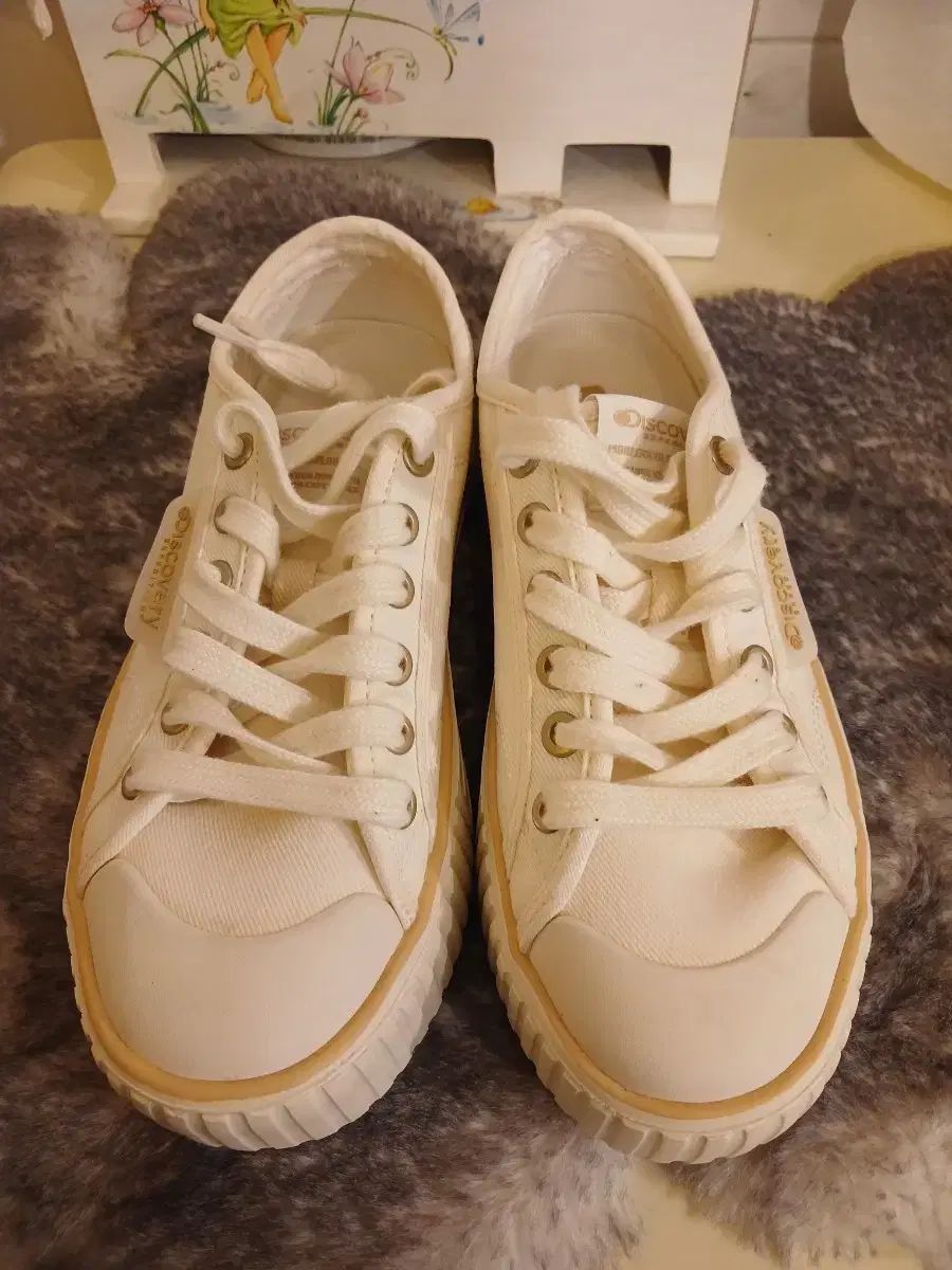 DISCOVERY リー レディース スニーカー サイズ 230