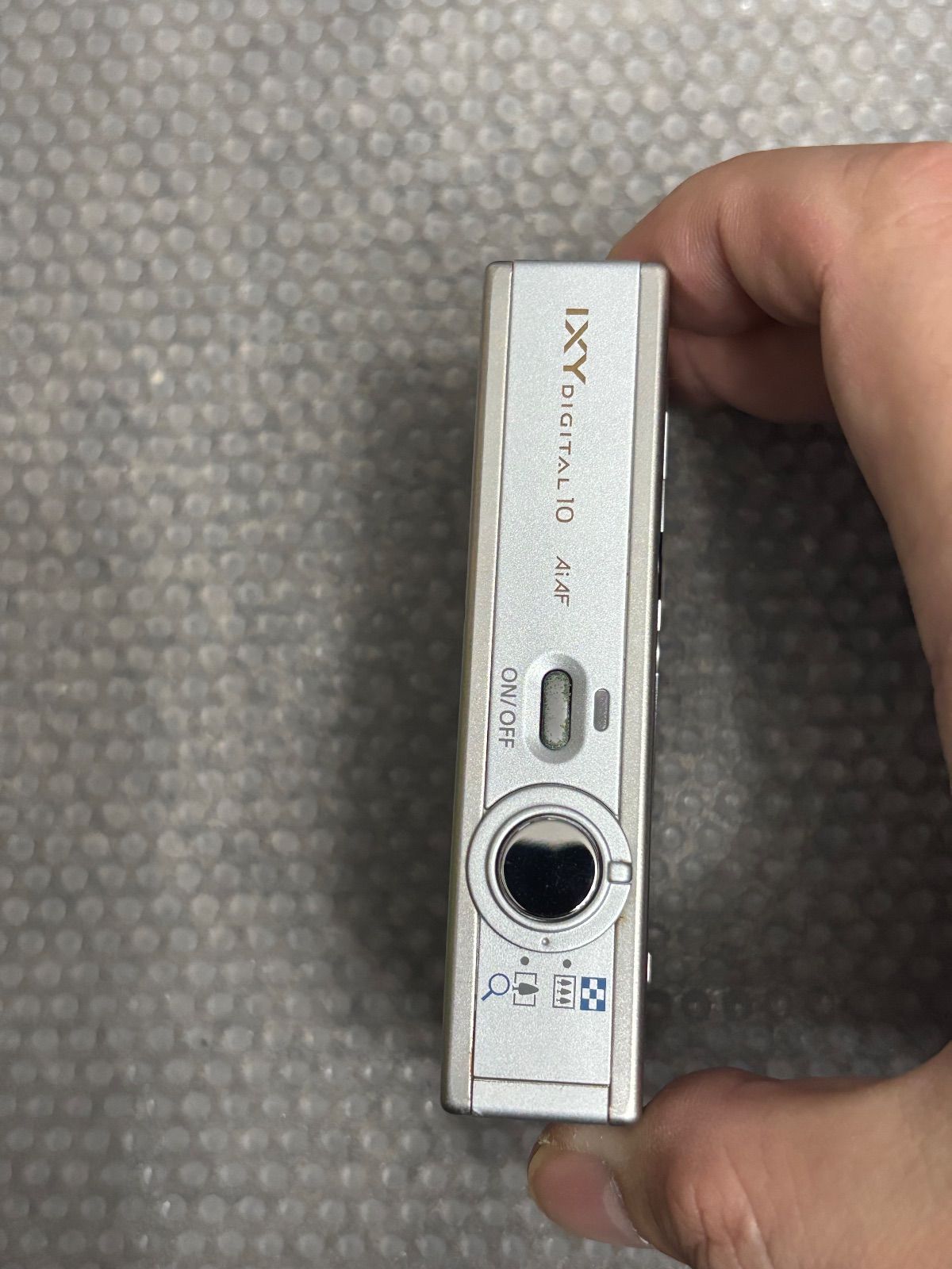 Canon IXY DIGITAL 10 1111