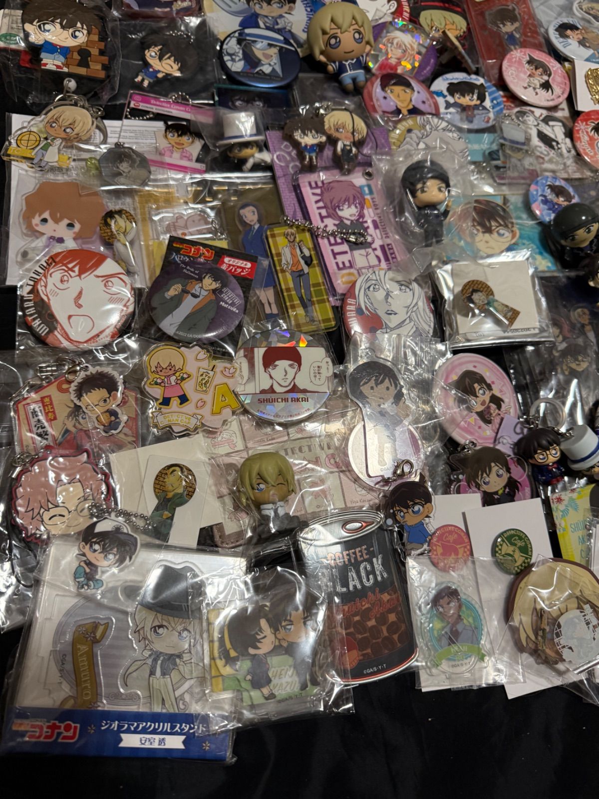 名探偵コナン ラバーストラップ 缶バッジ アクリルスタンド B00名探偵 