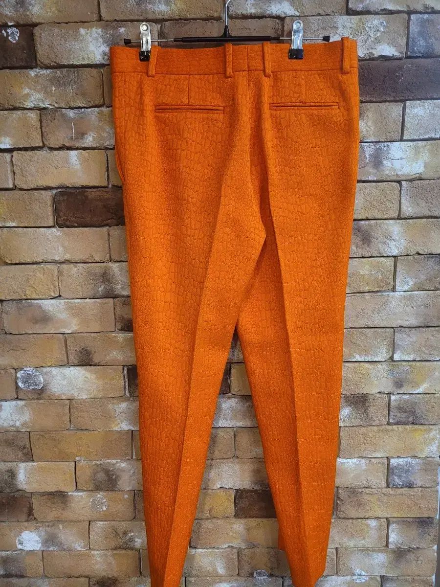 セリーヌ テーパード オレンジ ズボン 36