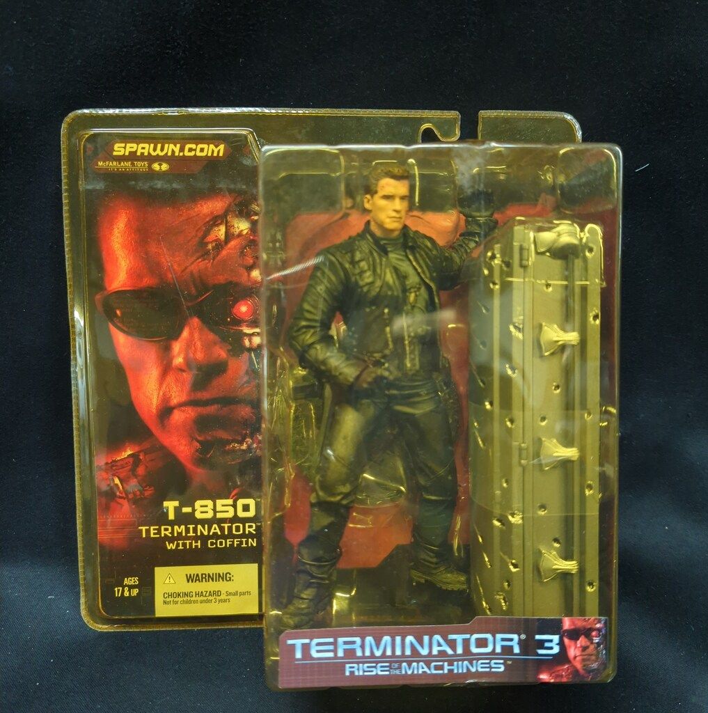 McFARLANE TOYS (ACTION FIGURE) T-850 TERMINATOR WITH COFFIN