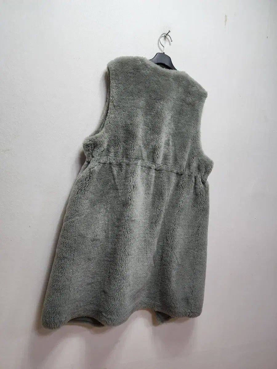 オーストラリア産 リアルウール シャーリング ロングベスト