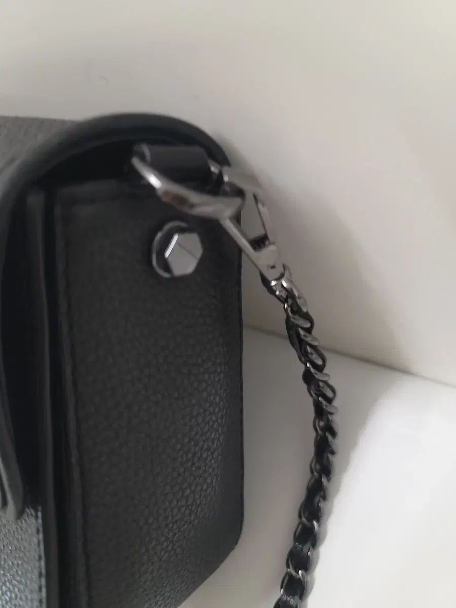 ブラック ミニバック