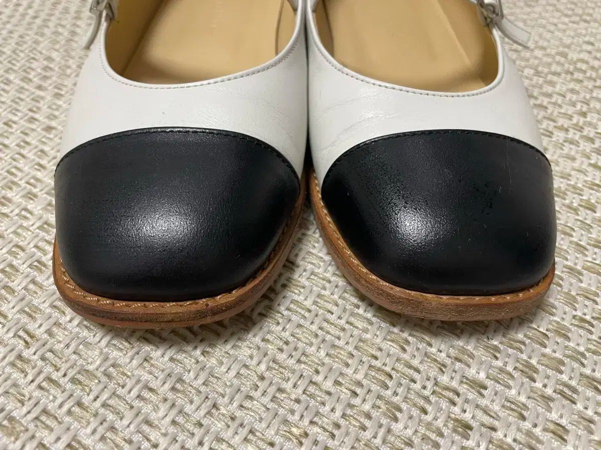 ミニミュート フラットシューズ 235