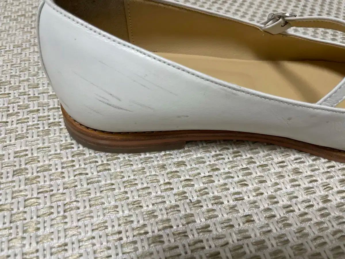 フラットシューズ 235