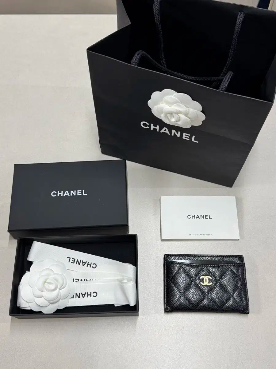 シャネル CHANEL クラシック Classic カードホルダー トレカケース カーフスキン ゴールド