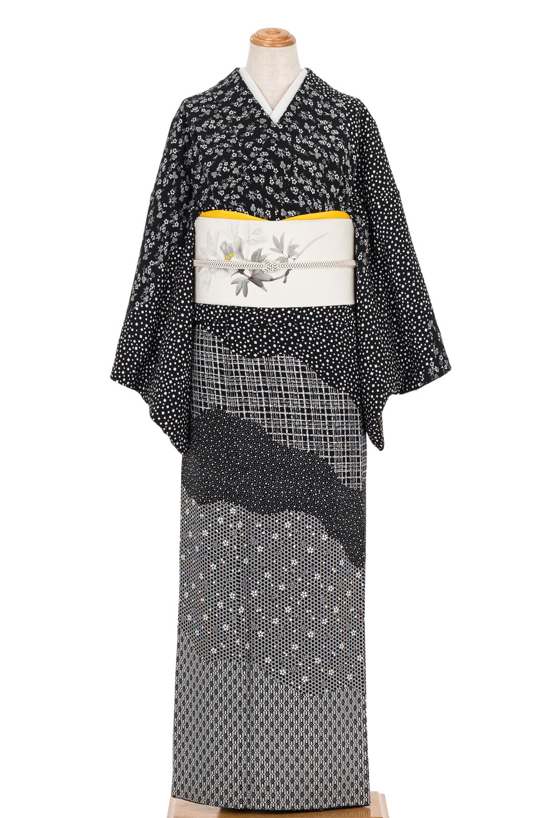 訪問着 山下晴三 霞取り寄せ柄模様