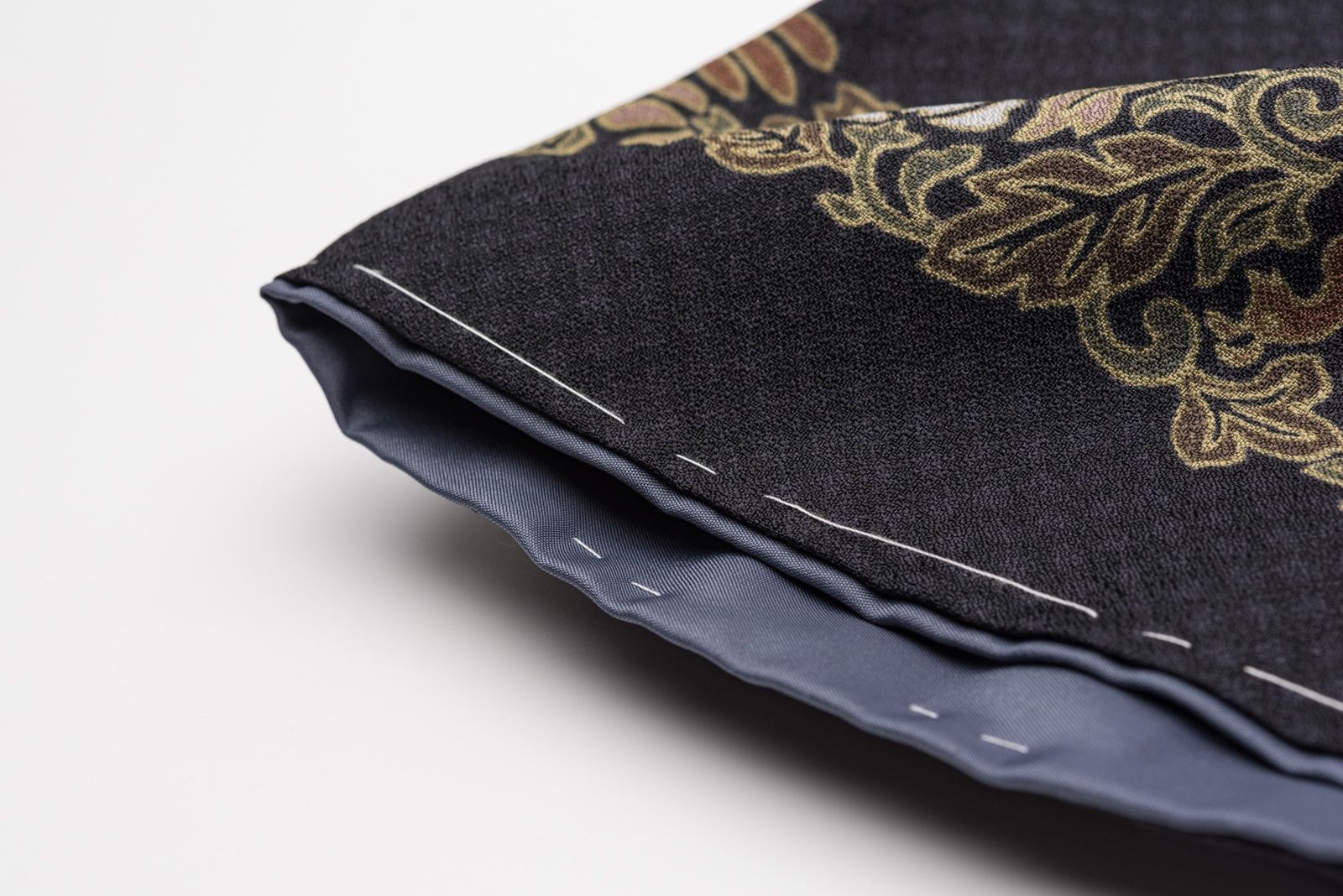 洗える着物 ドット花ライン