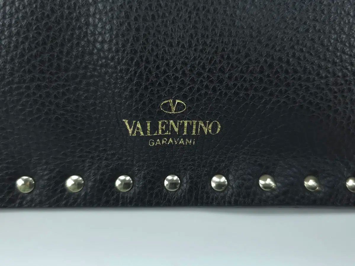 ヴァレンティノ ガラヴァーニ