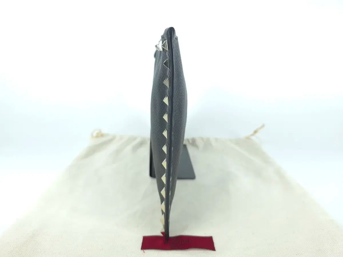 ヴァレンティノ ガラヴァーニ ロックスタッズ ポーチバッグ クラッチバッグ ブラック