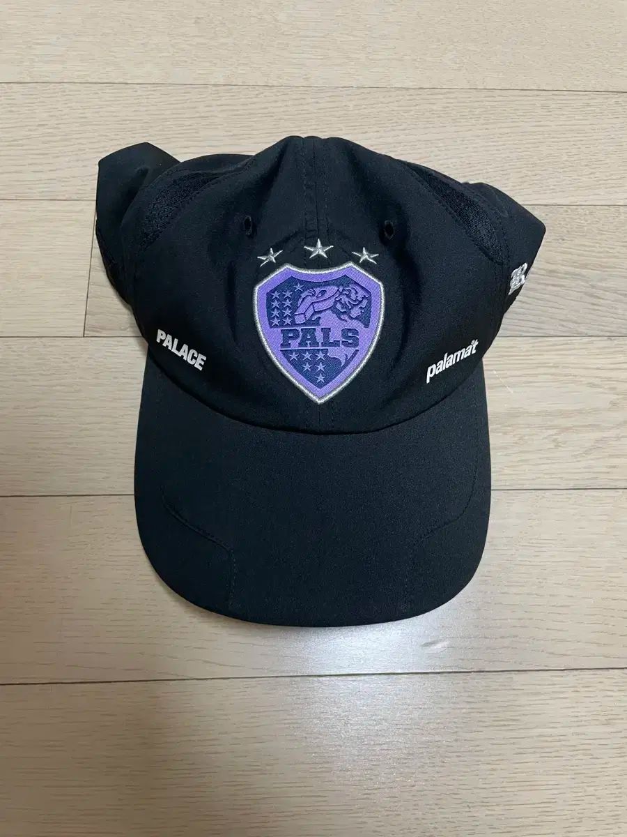 パレス PALACE パラマット シェル-6パネル ブラック 24 FW