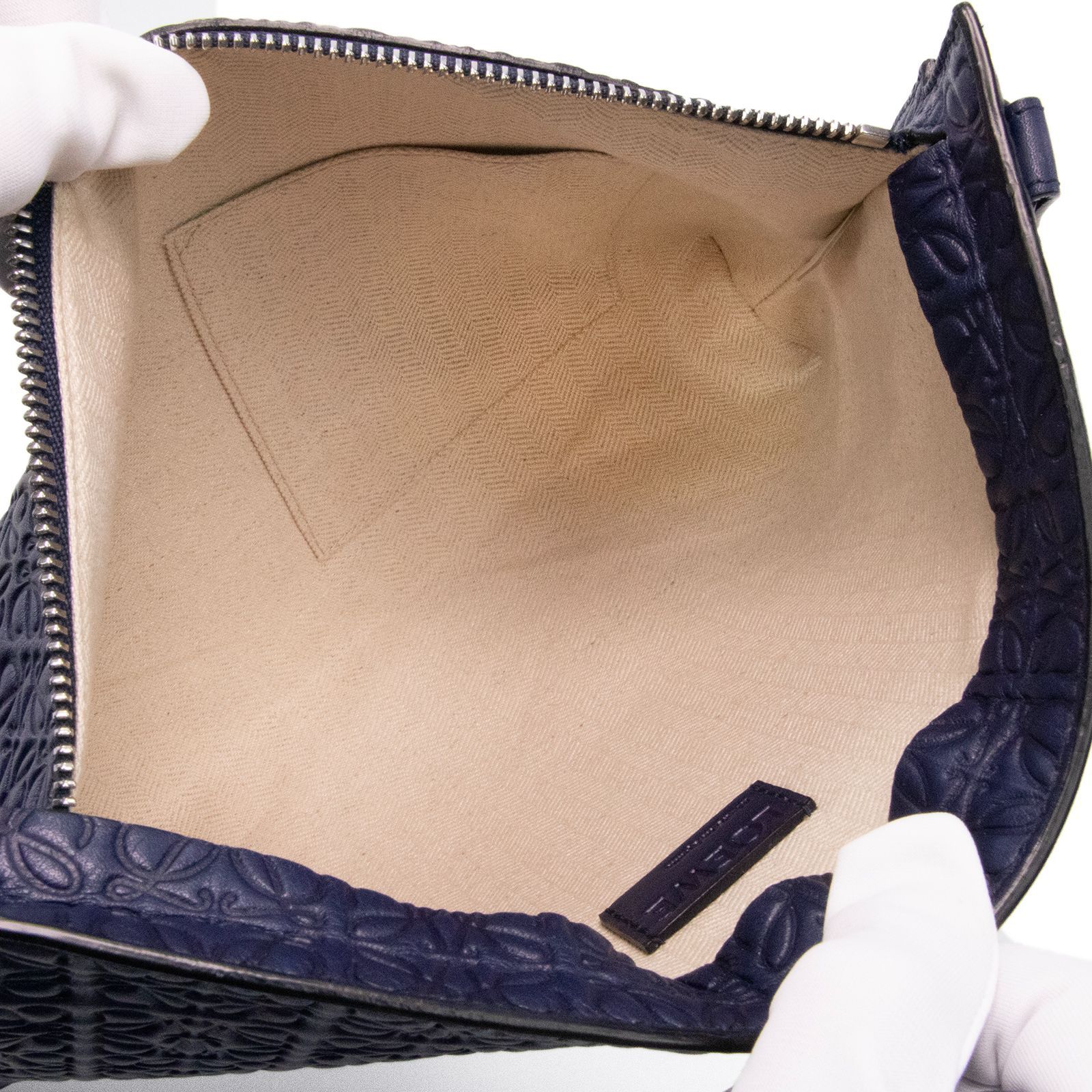 クラッチバッグ