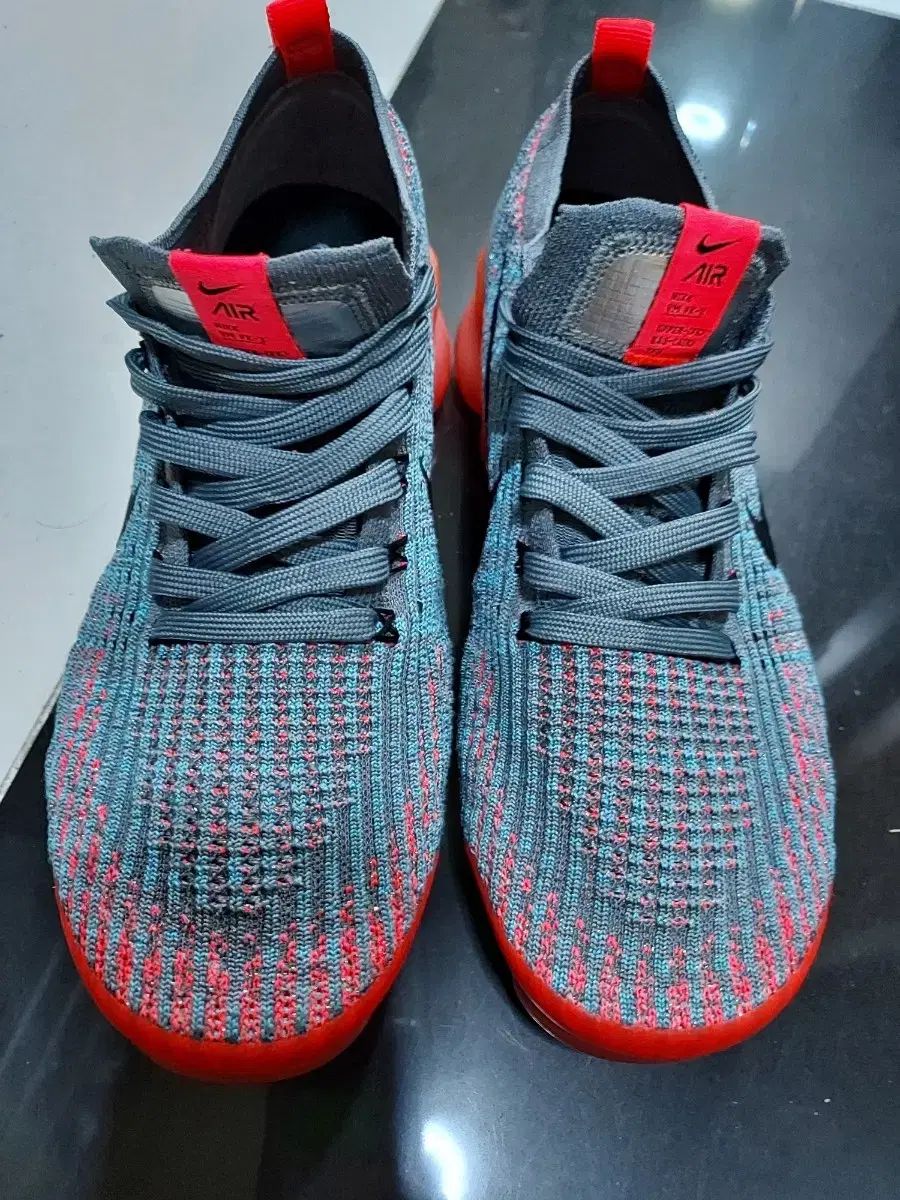 ナイキ エア ヴェイパーマックス 360 グレー レッド