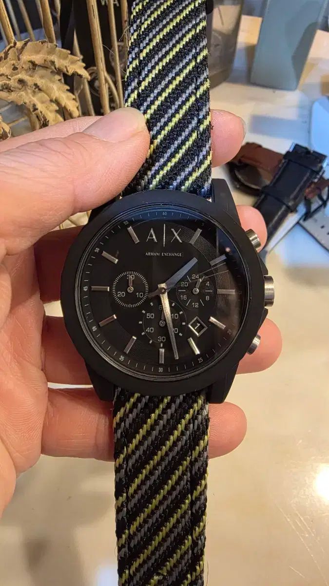 人気アイテム安い通販。 ARMANI EXCHANGE アルマーニ エクスチェンジ ブラック 時計 ストライプ バンド