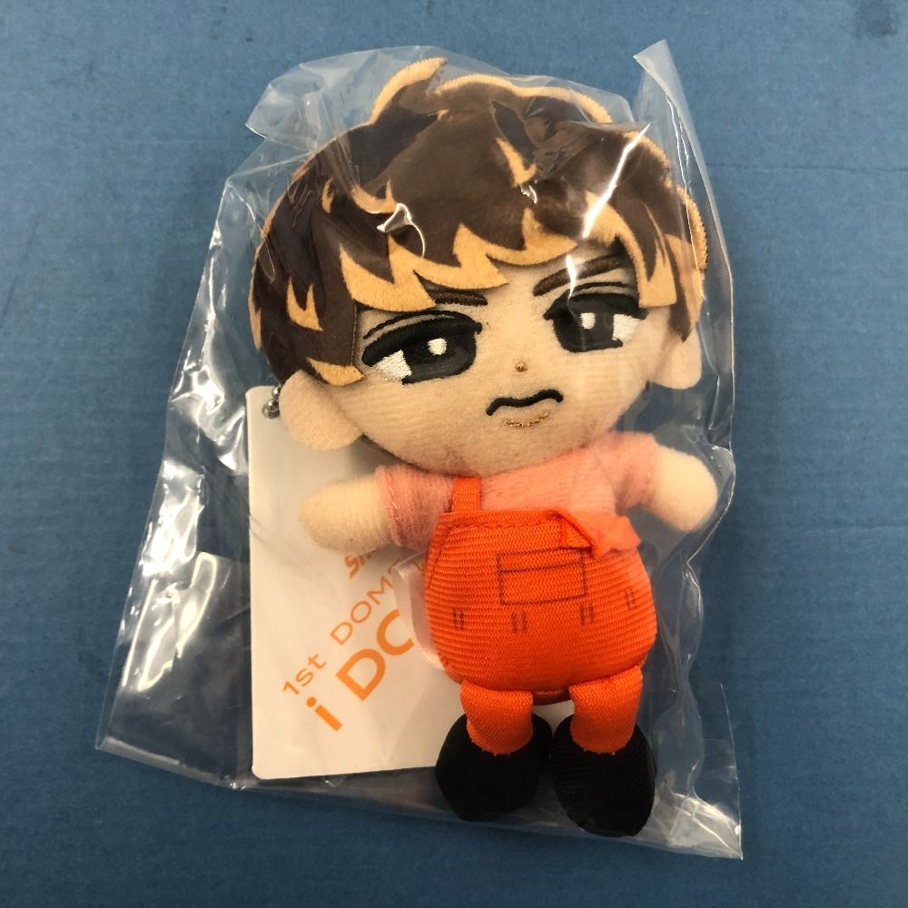 アクリルスタンド2点