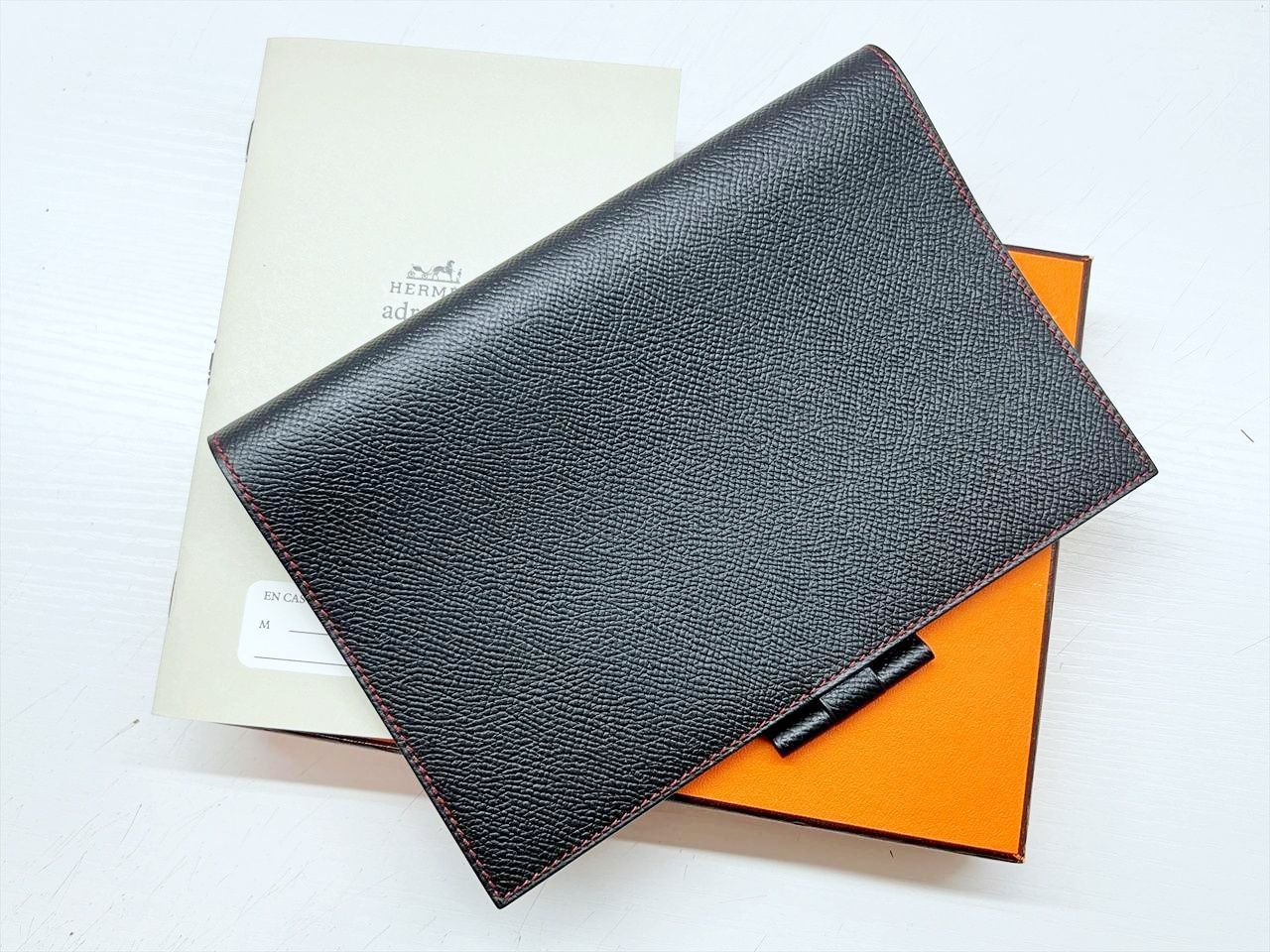 保管 HERMES エルメス グローブトロッター 手帳カバー 黒 レッド B シングルピン