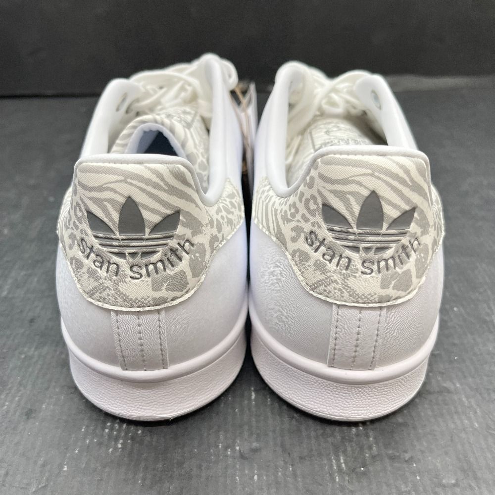 06 w 15706 adidas STAN SMITH GW 1702 アディダス スタンスミス フットウェアホワイト シルバーメタリック スニーカー