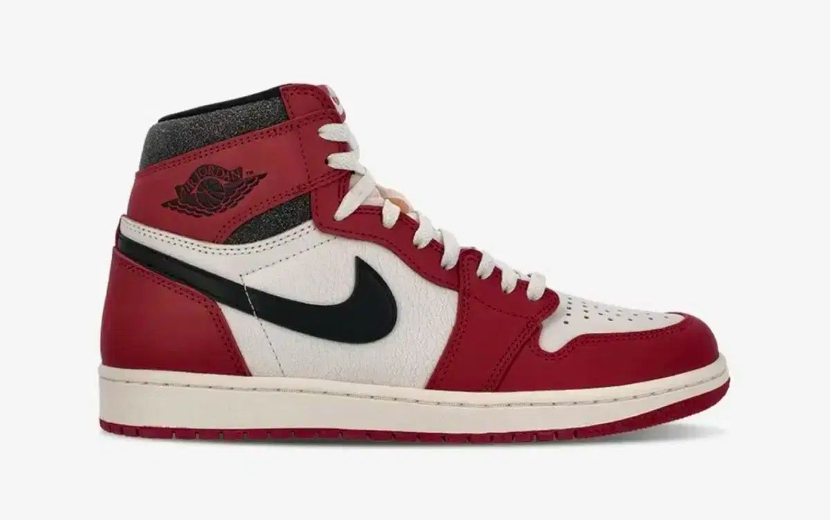 ナイキ エア ジョーダン 1 レトロ ハイ OG シカゴ 2025 285