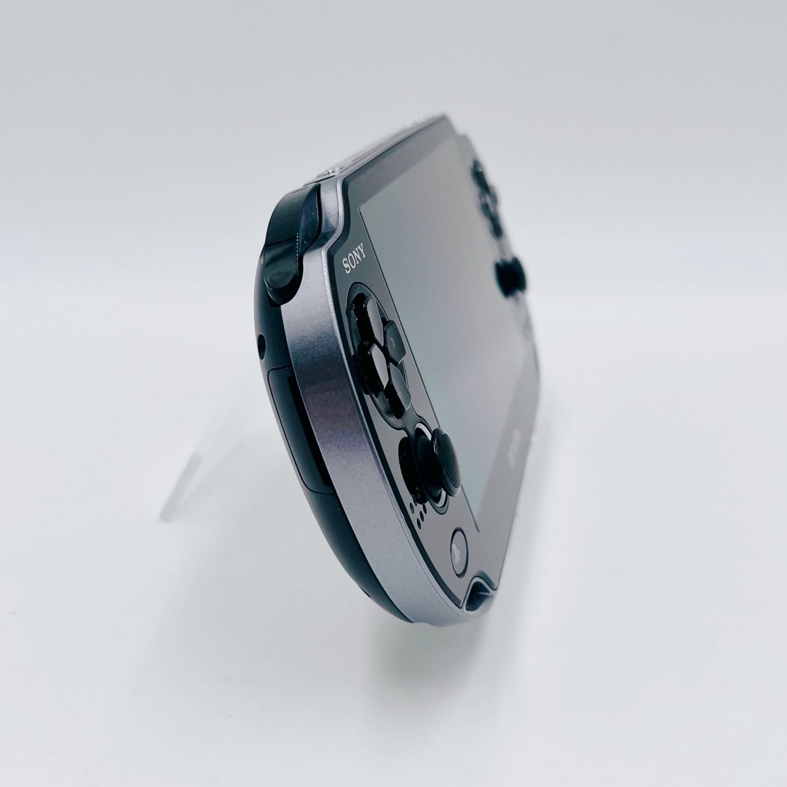  SONY PS VITA PCH 1100 クリスタルブラック メモリーカード8 GB 充電器一式 シリコンカバー付属 プレイステーション ヴィータ 本体 PS Vita(ヴィータ)