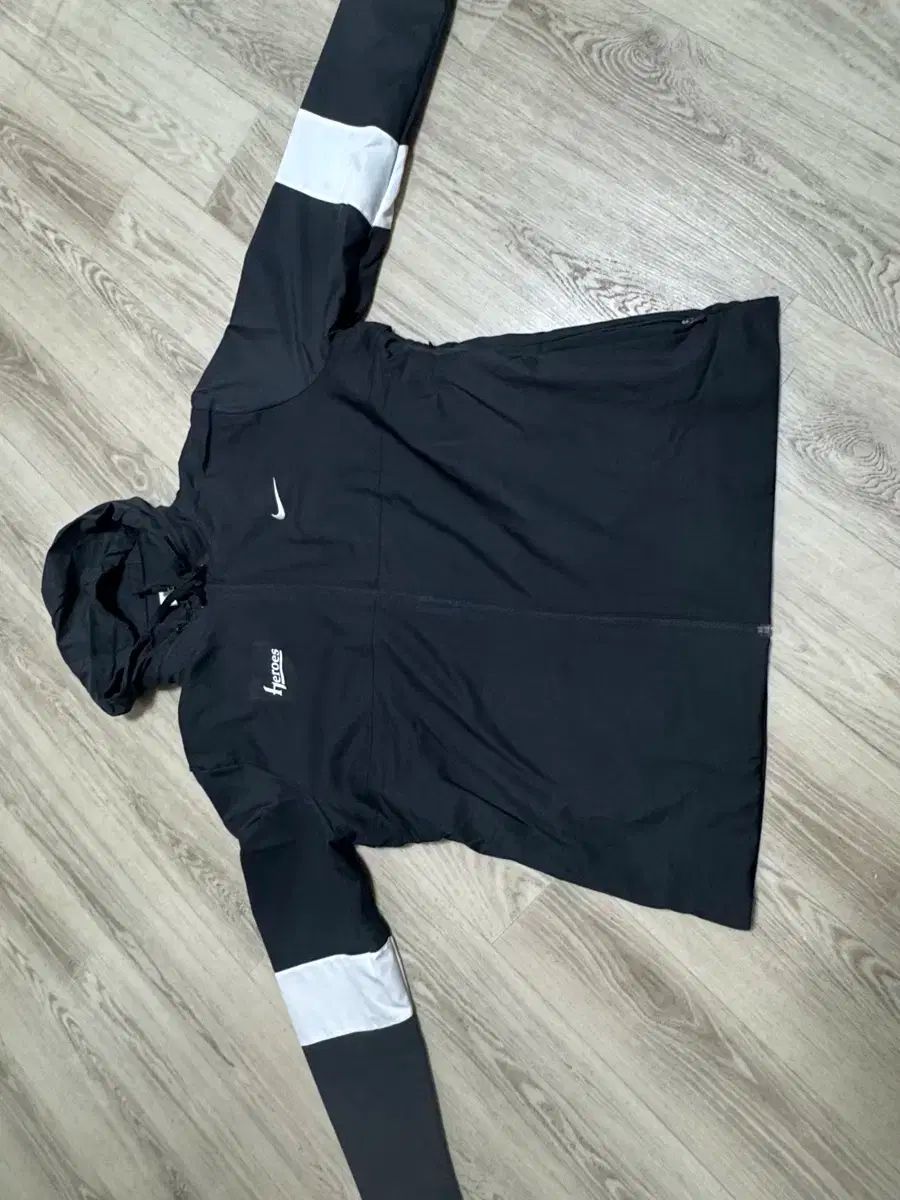 25シーズン KIWOOM HEROES キウム ヒーローズ 選手用支給用 ウィンドブレーカー XL