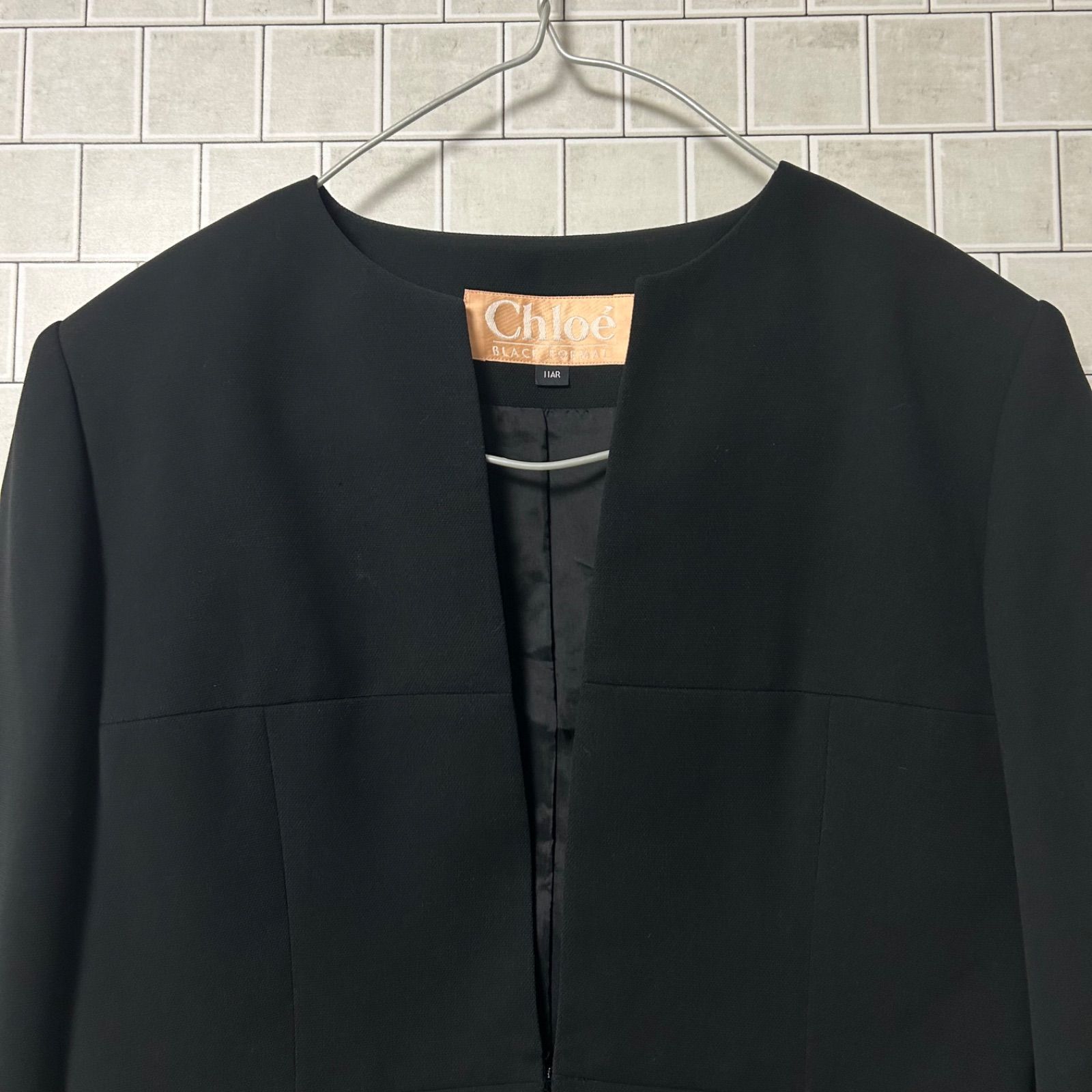 クロエ　chloe ノーカラージャケット　シャネルジャケット　フォーマル 美品！Chloe クロエ ブラックフォーマル 礼服 喪服 セットアップ ノー