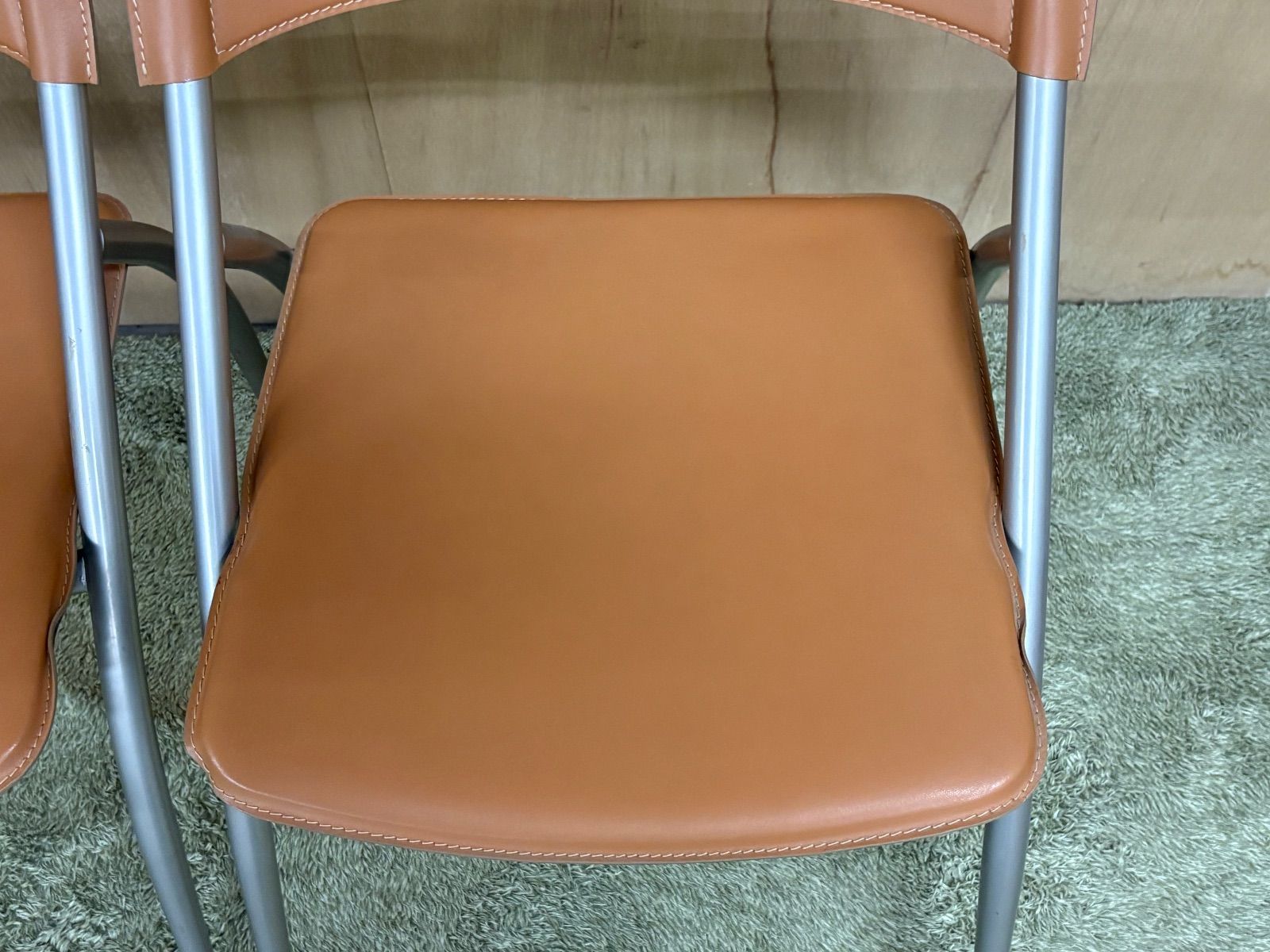 ダイニングチェア カリガリス