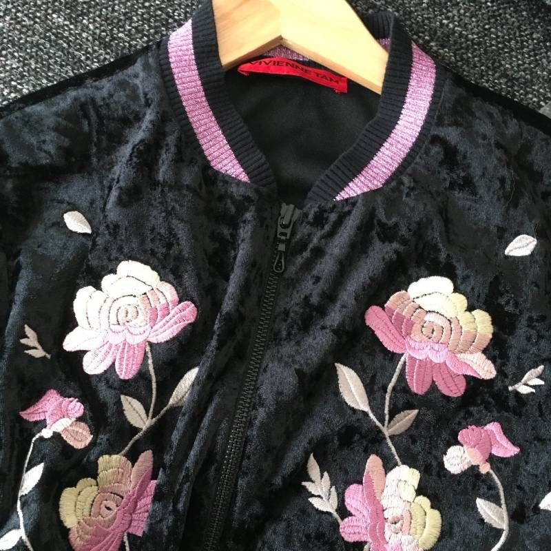 美品 VIVIENNE TAM(ヴィヴィアンタム) 刺繍 スカジャン40 - メルカリ